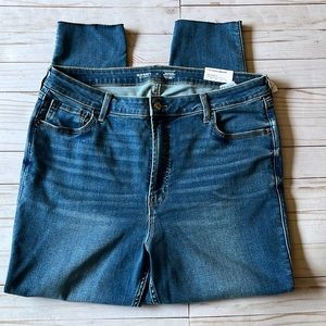 Old Navy Extra High Rise Rockstar Super Skinny Jeans Size 16